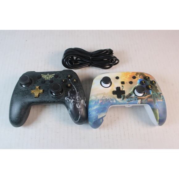 2 Nintendo Switch Legend Of Zelda Wired Controller Power A W/ 1 charging cord - Picture 1 of 8